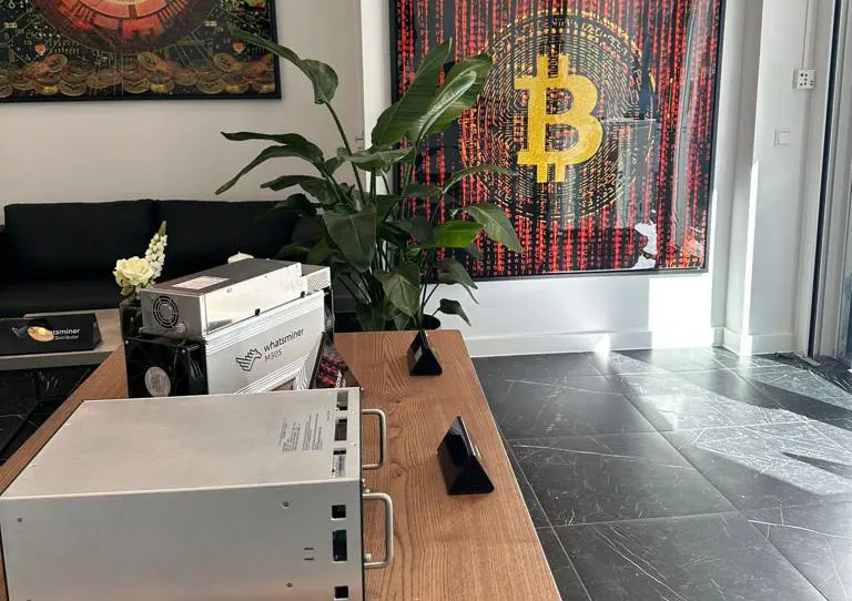 showroom-2.jpg